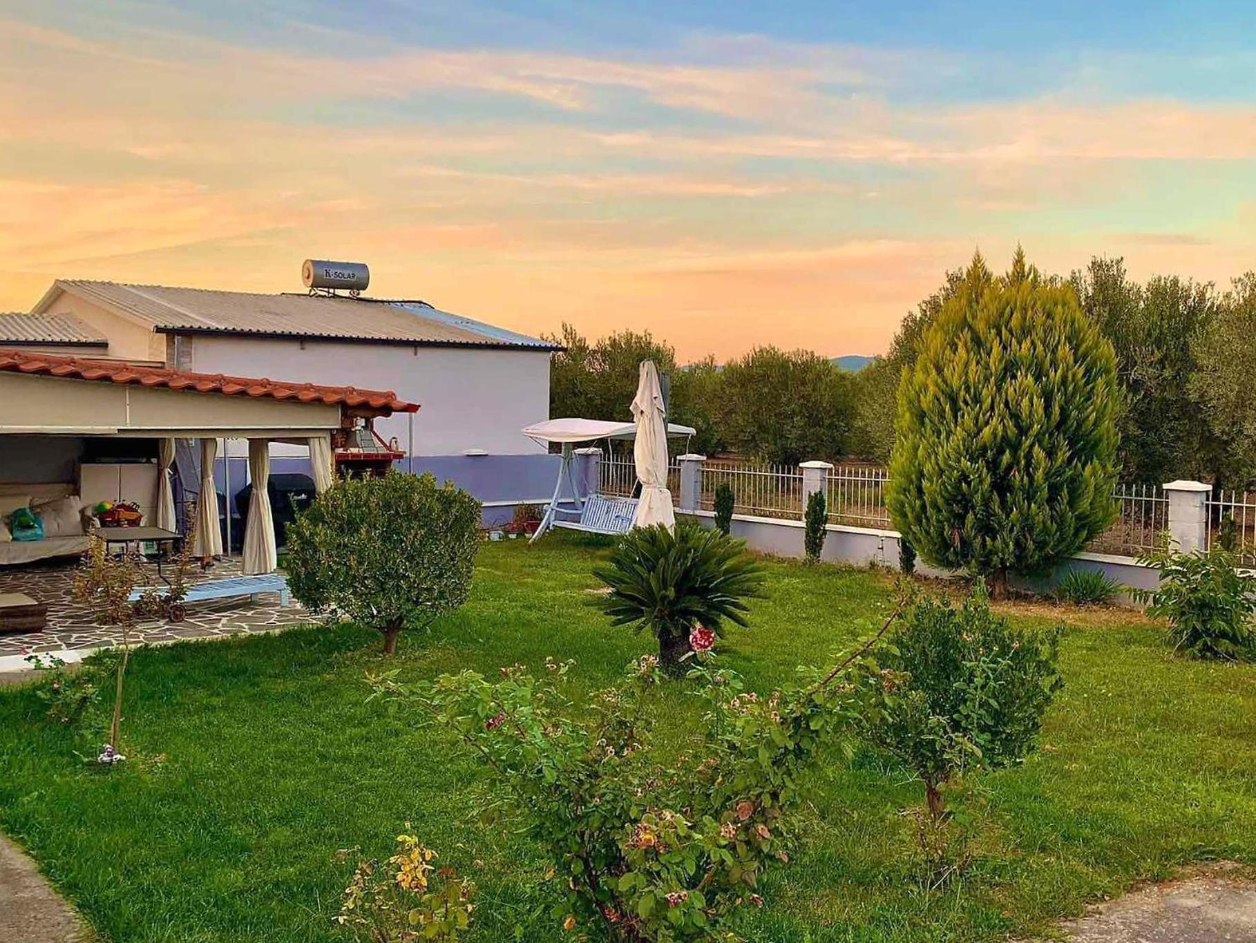 Villa Blue House à Karianí Extérieur photo